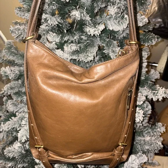 HOBO international Blaze Covertiable Backpack - Picture 2 of 3